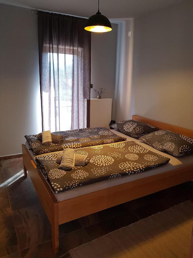 Apartment 4