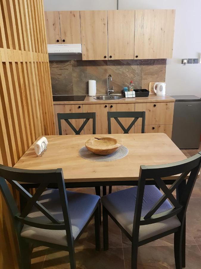 Apartment 4